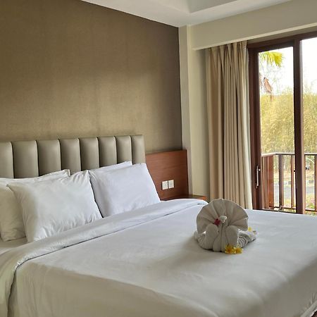 New Kuta Hotel By Lorin Uluwatu Eksteriør bilde