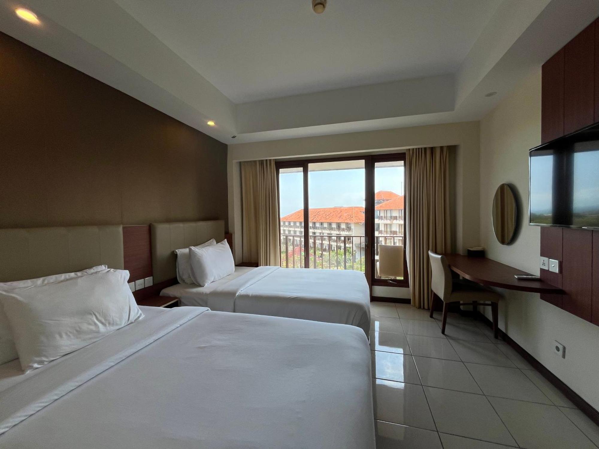 New Kuta Hotel By Lorin Uluwatu Eksteriør bilde