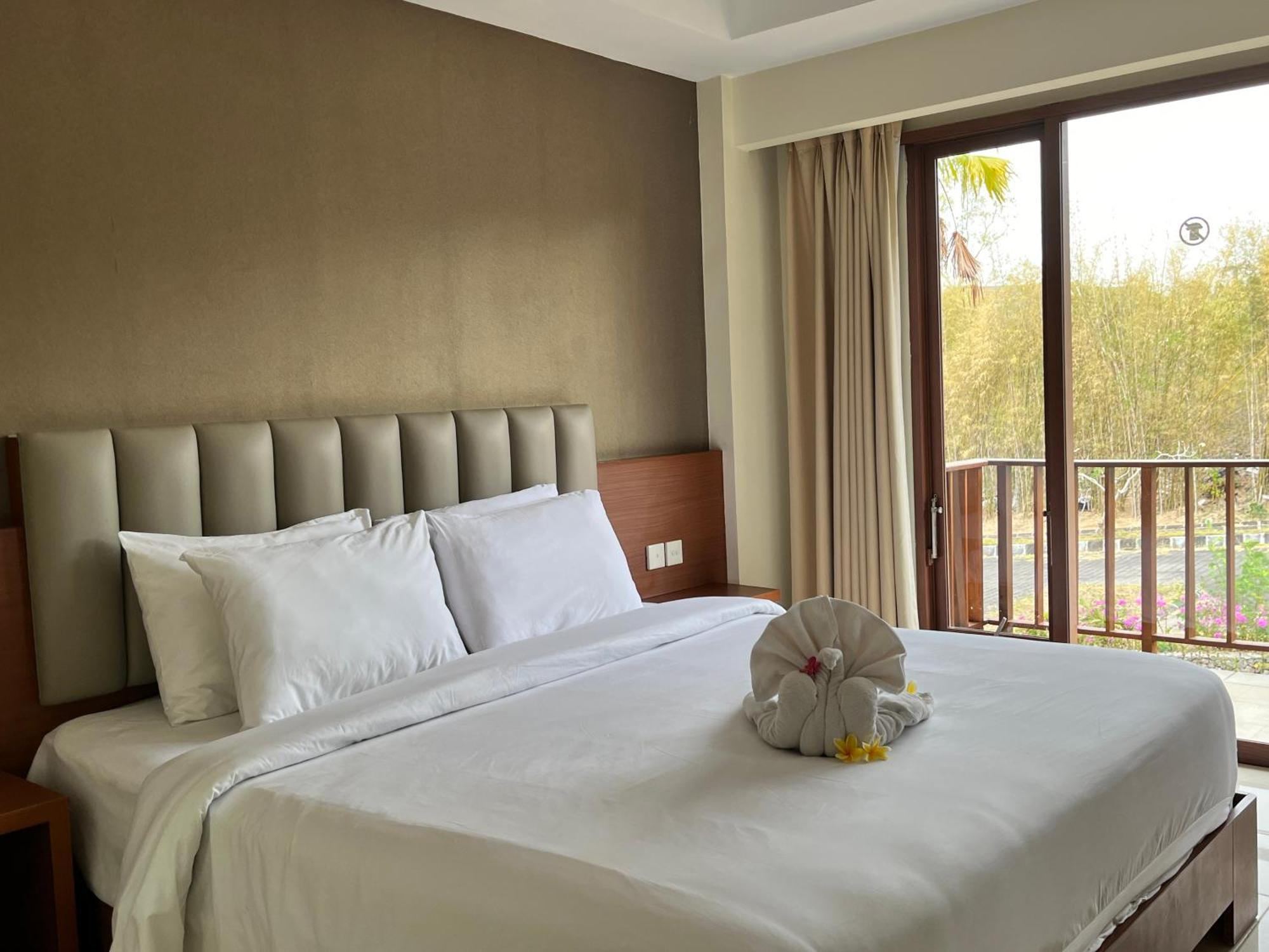 New Kuta Hotel By Lorin Uluwatu Eksteriør bilde